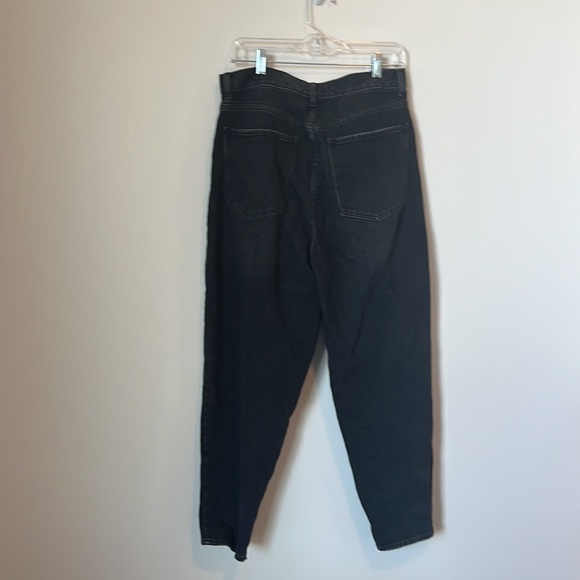 Pacsun in Balloon Jeans - Picture 3 of 4